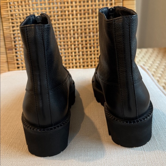 AQUATLIA Black Leather Chelsea Bootie with lug sole size 8.5 NWOT - Picture 5 of 10